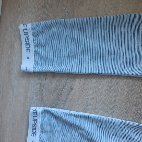 Ladies Yoga Pants - Picture 3 of 4